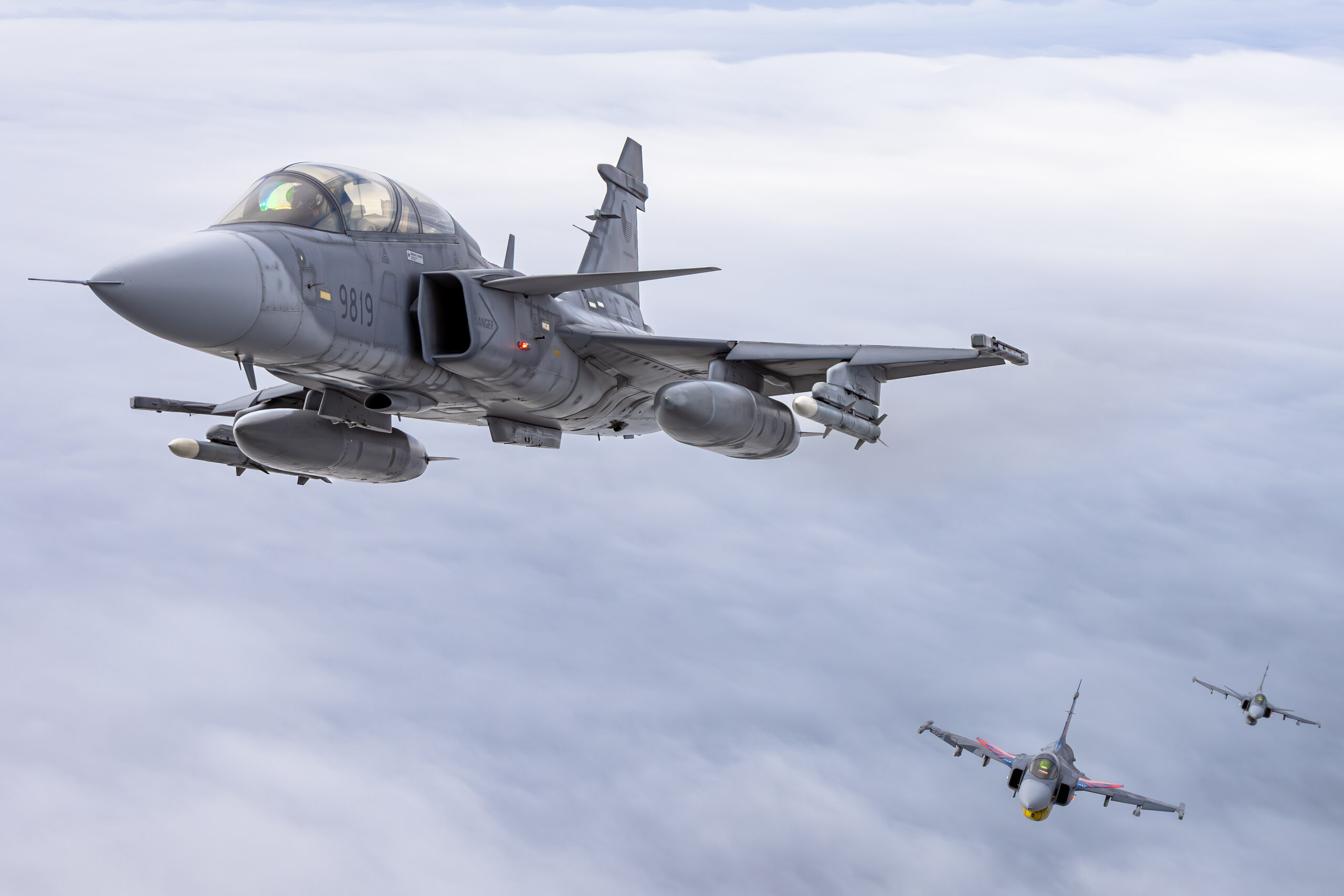 How to Photograph Fast Jets: Panning, Shutter Speed and Tracking