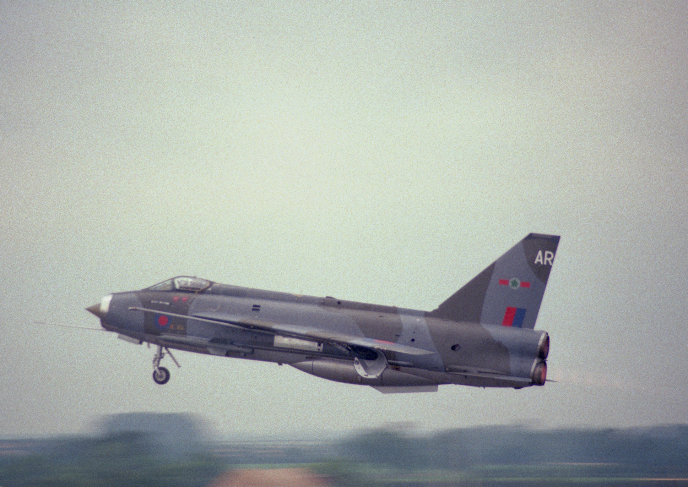 English Electric Lightning: Britain’s Mach 2 Interceptor