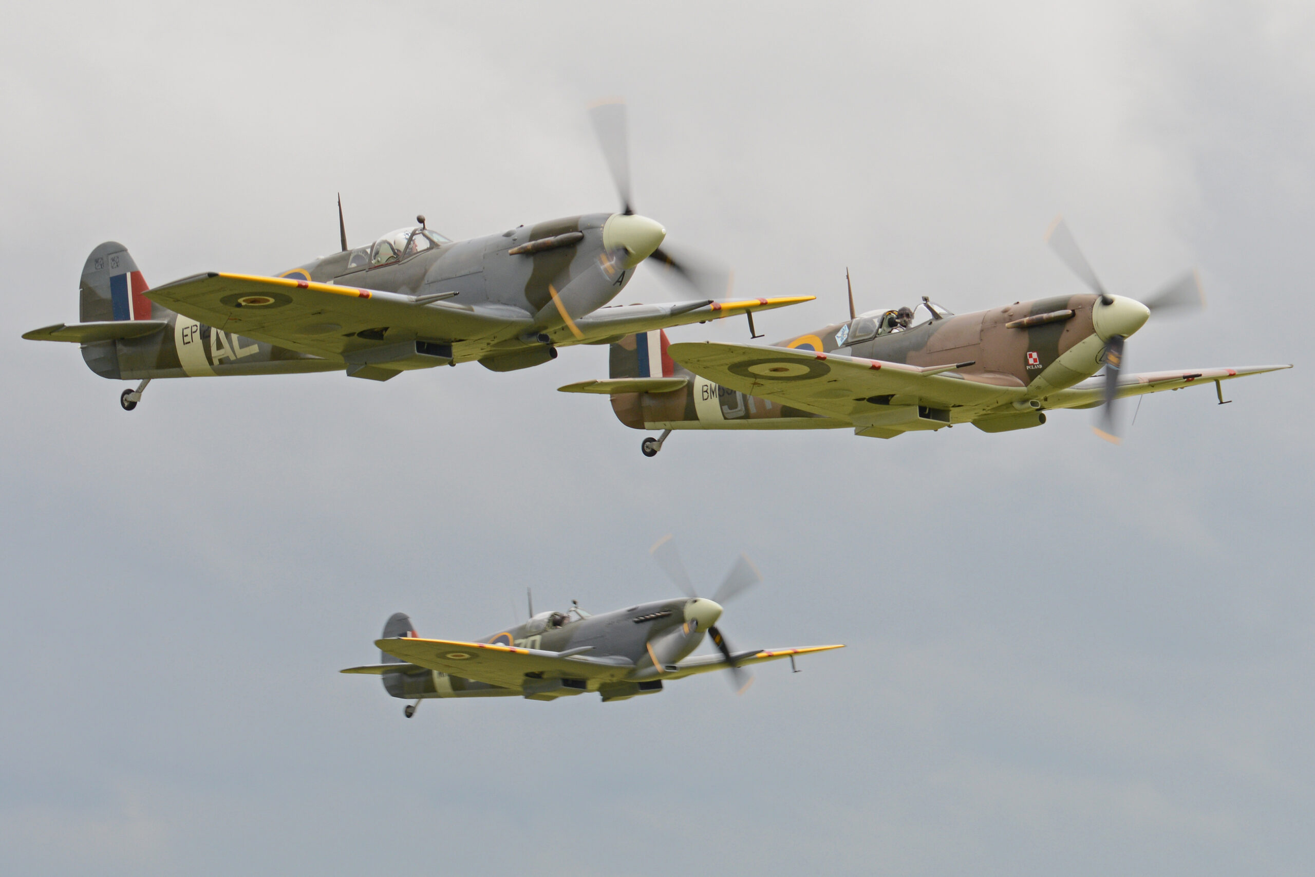 Building an Aviation Photography Portfolio That Sells