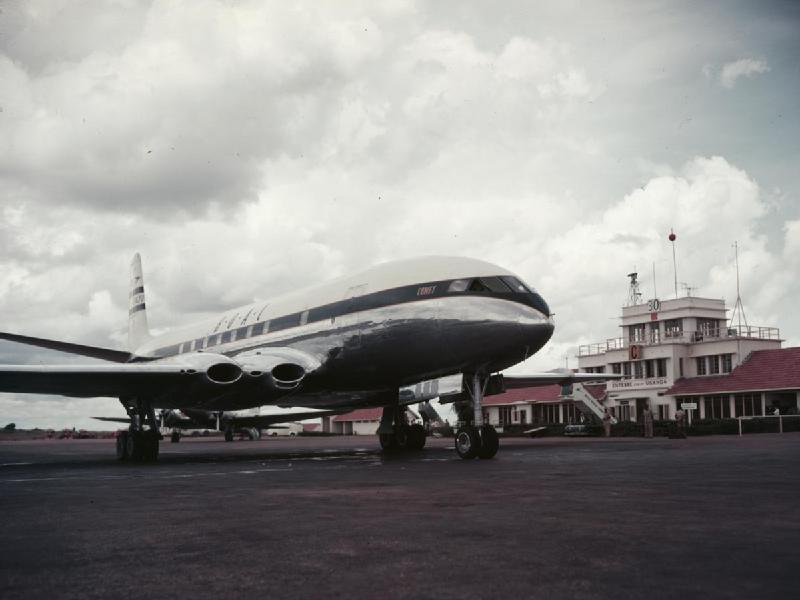 A BOAC de Havilland Comet 1 jet airliner in 1952