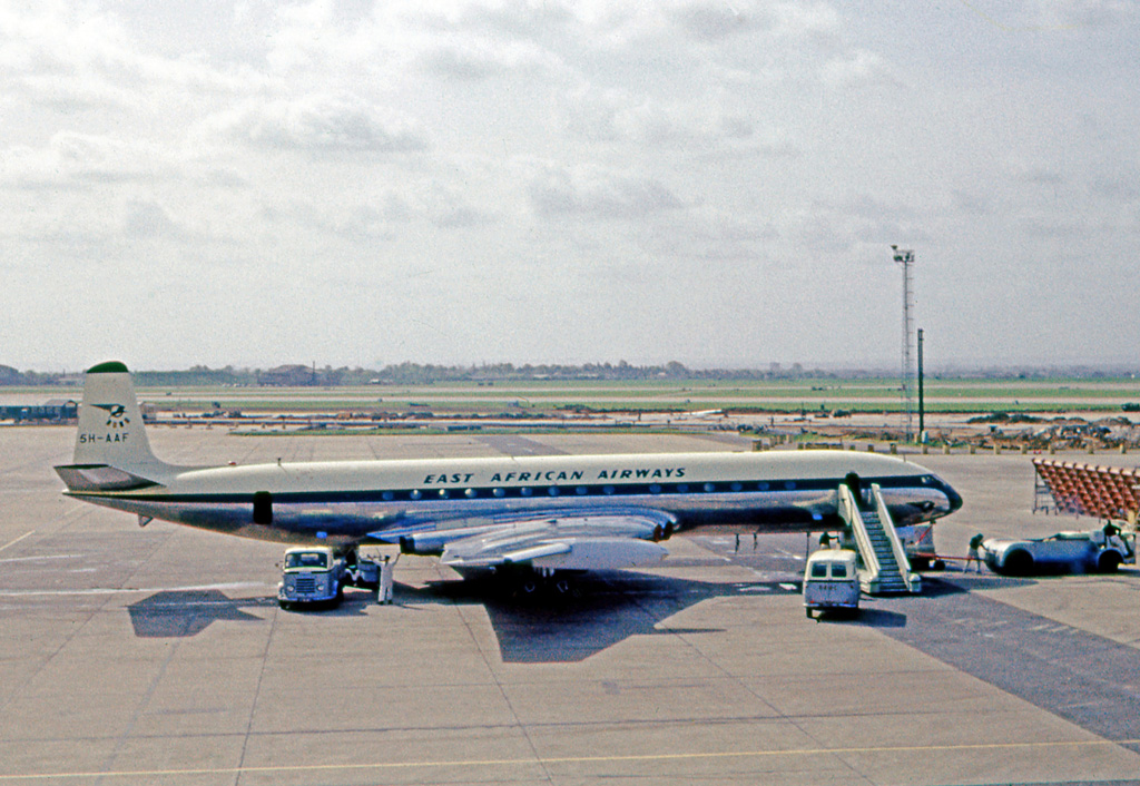 East African Airways Comet 4 5H-AAF at London Heathrow in 1964
