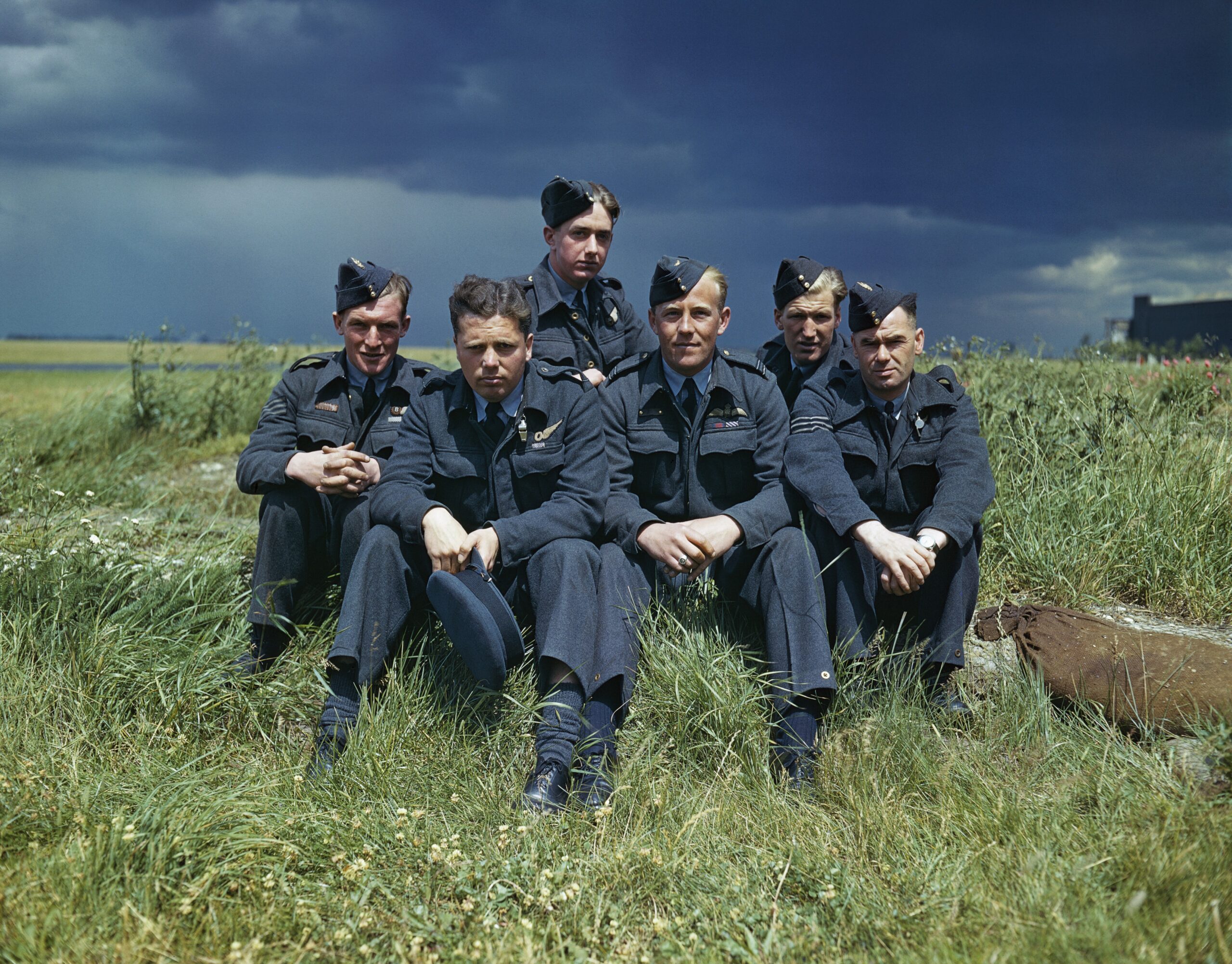 No. 617 Squadron Dambusters crew at RAF Scampton, July 1943