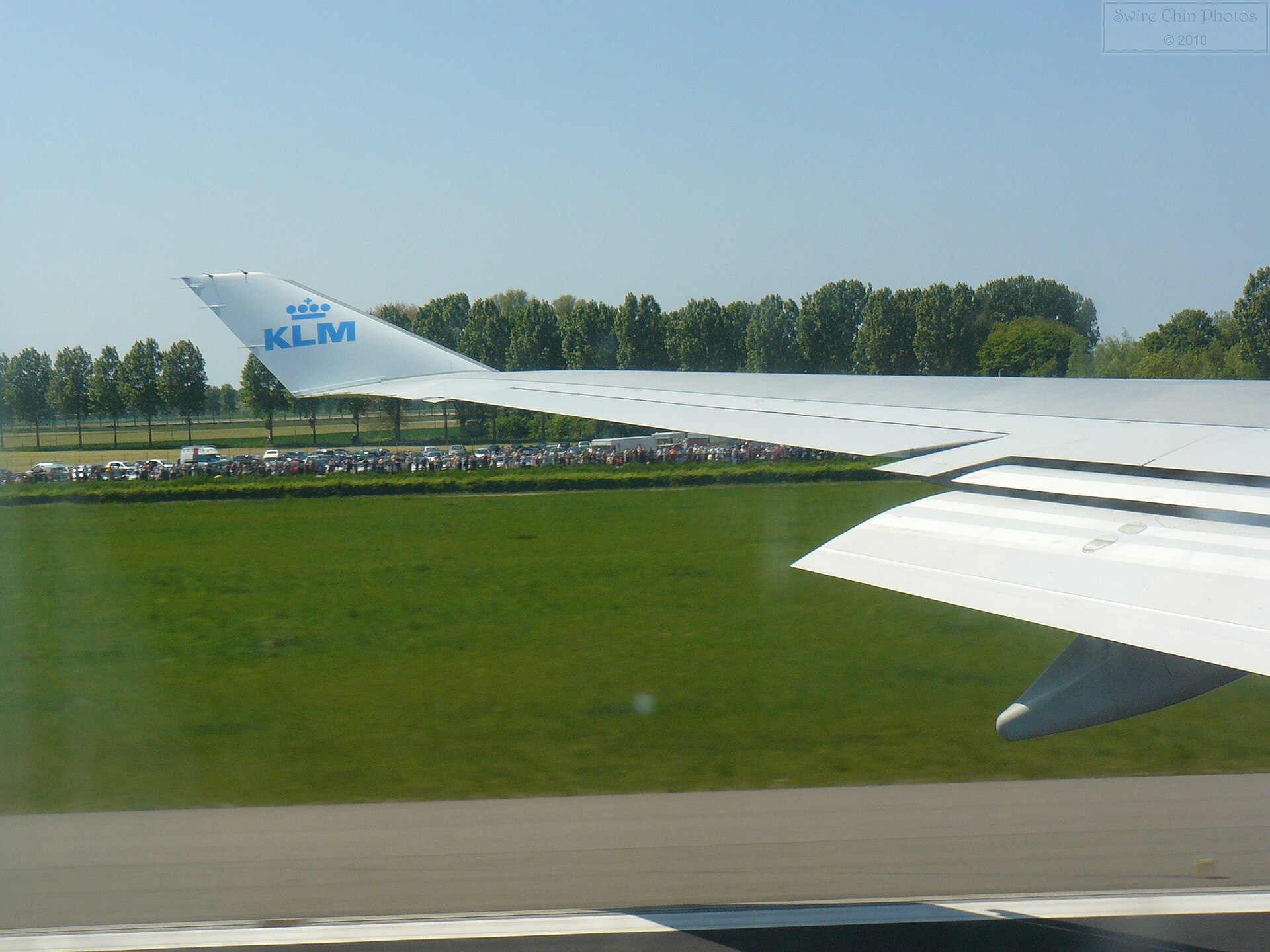 Aircraft seen from the Polderbaan planespotters’ area at Amsterdam Schiphol