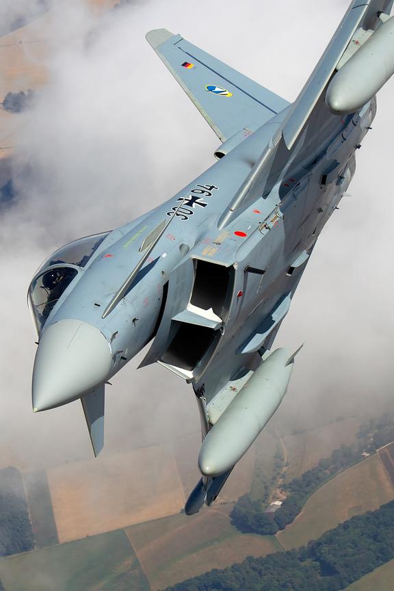 German Typhoon head on in the vertical with tanks, air to air