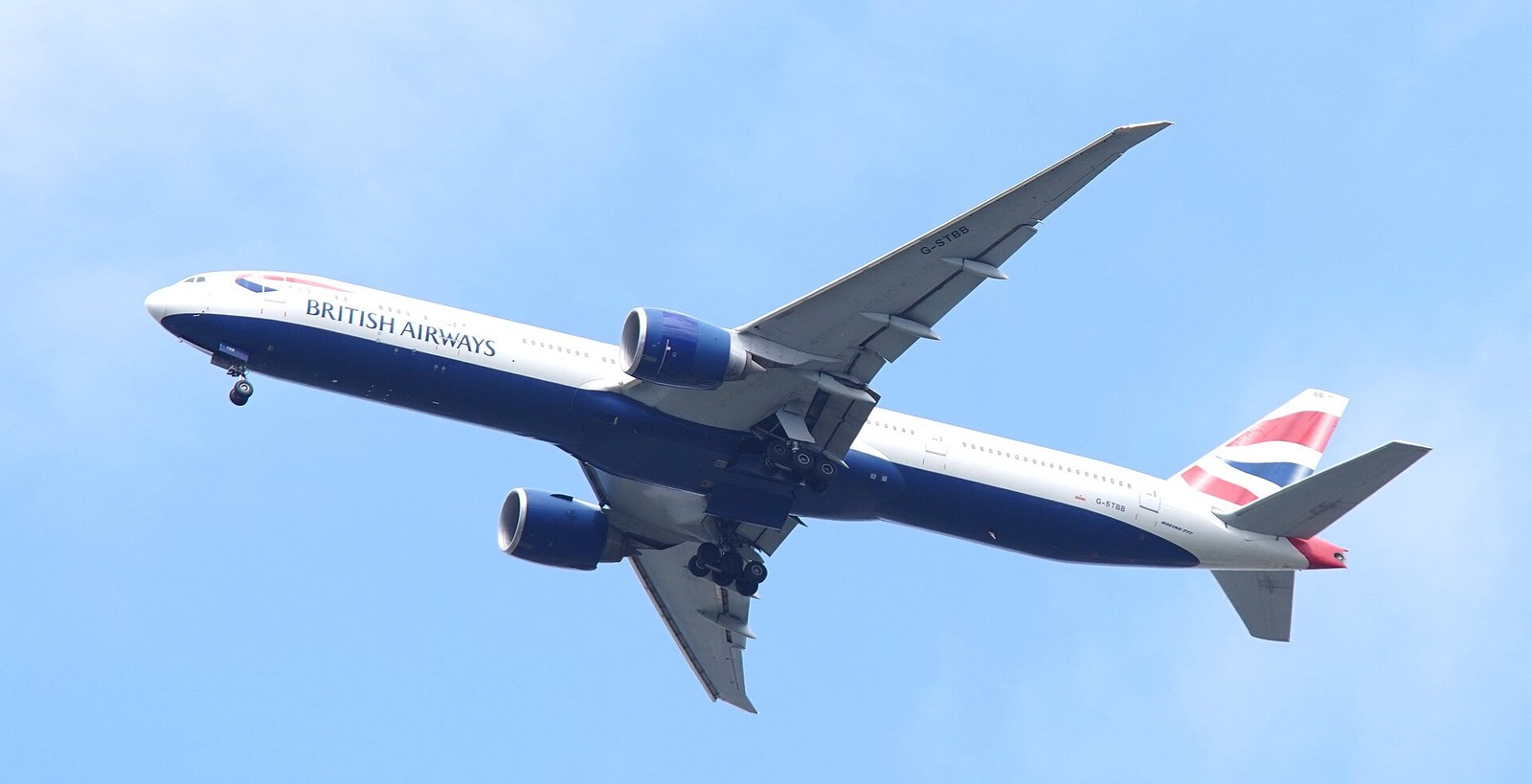 Heathrow Plane Spotting: A Photographer’s Guide