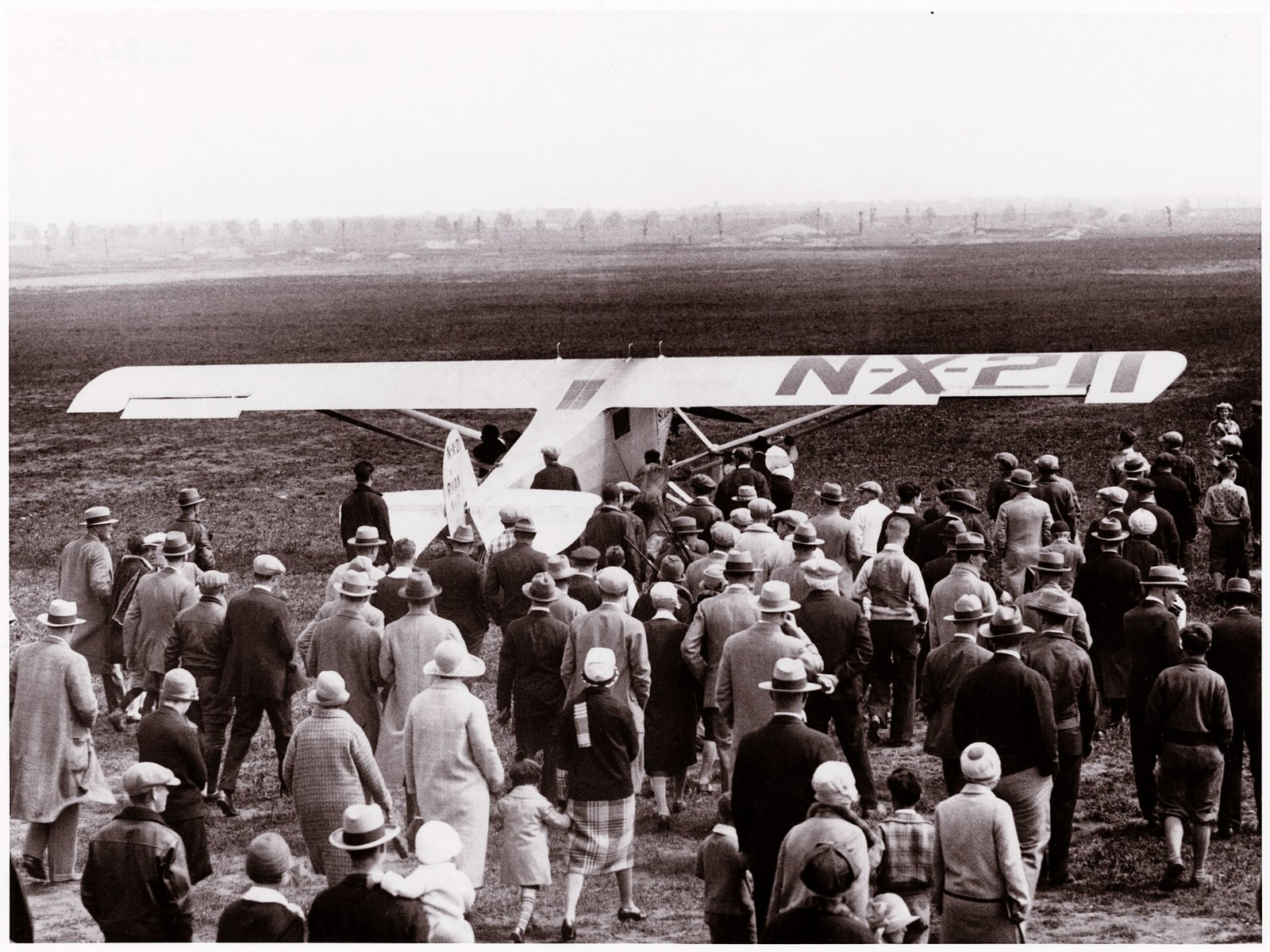 Lindbergh and the Spirit of St. Louis, 1927